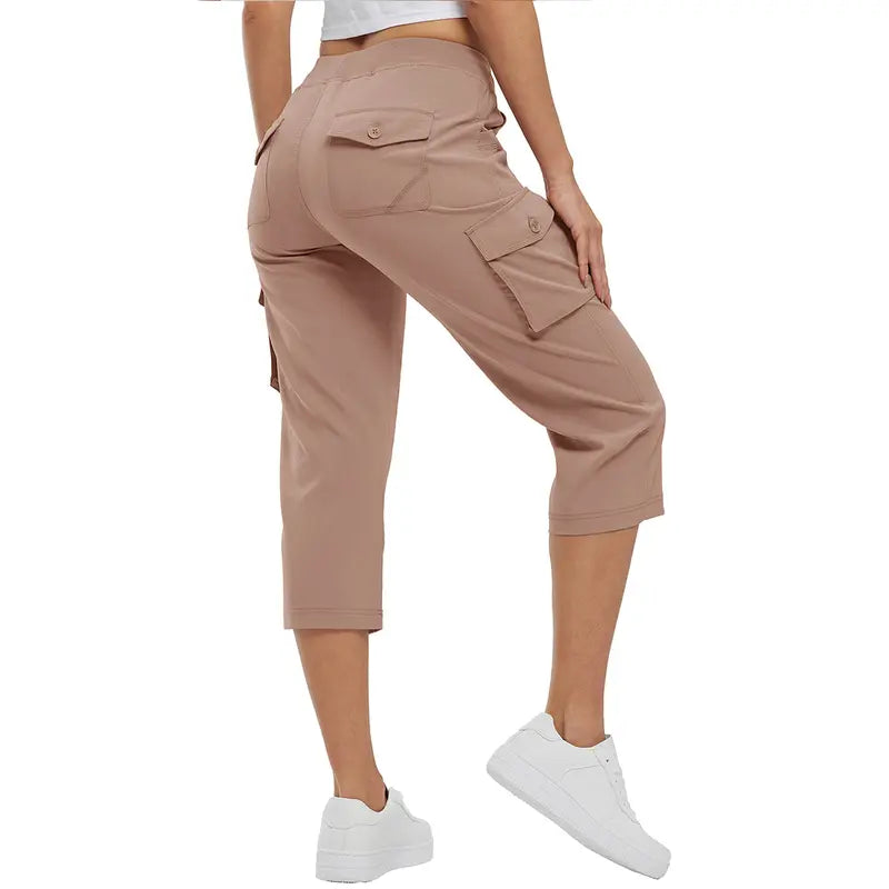 Women's Plus Size Cargo Capri Pants – Lightweight Loose Fit Summer Pants
