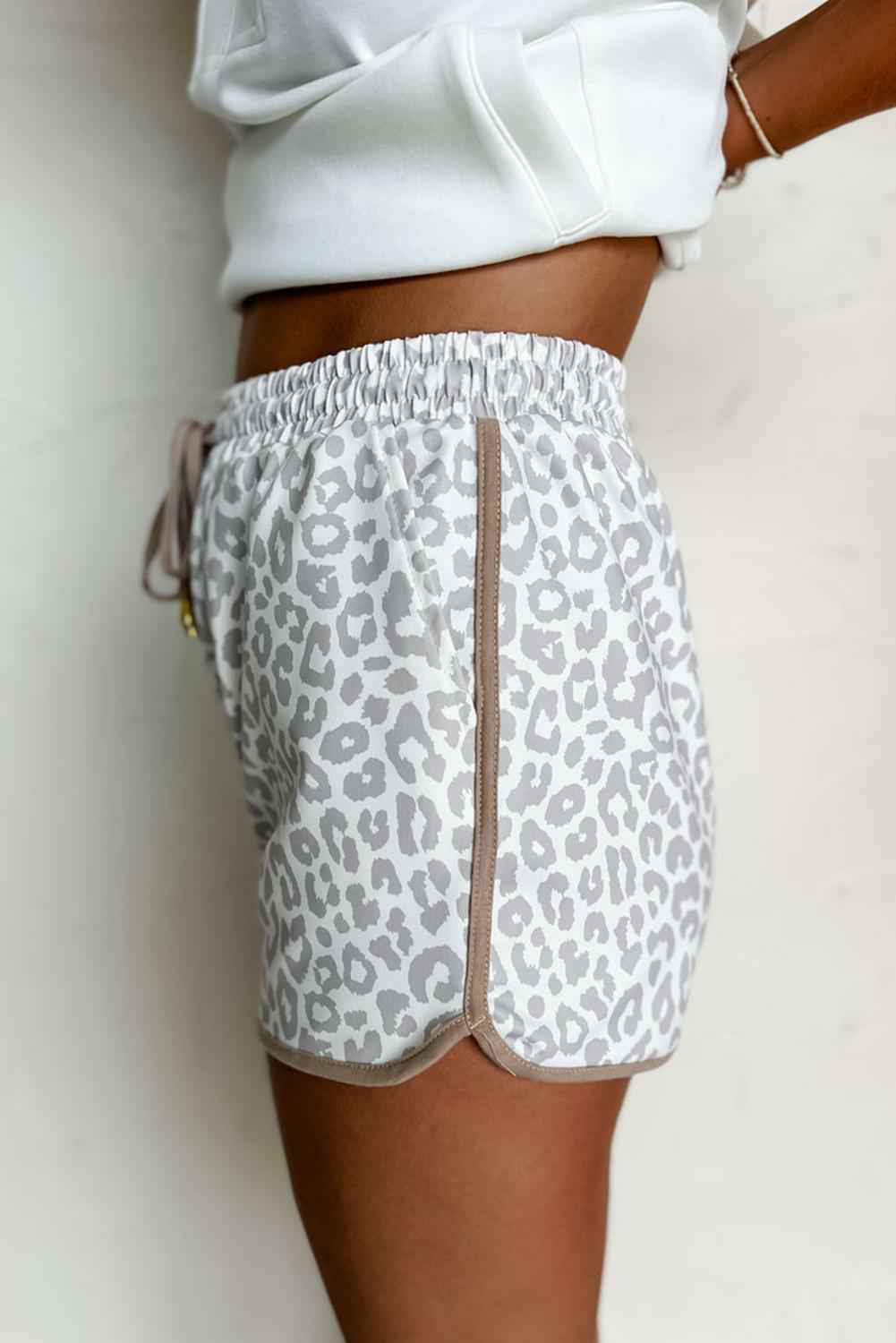 Women's Checkered Drawstring Elastic Waist Casual Shorts