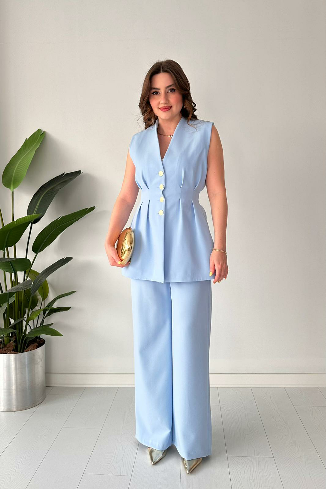 Pinstripe Pleated 2-Piece Blazer & Pants Set – Modern Fit