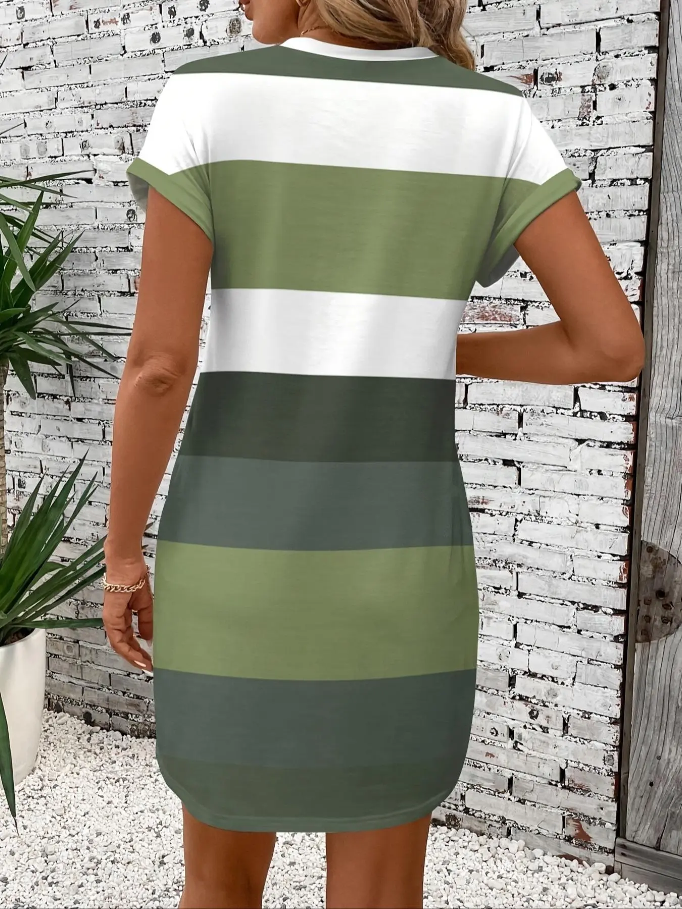 【Plus Size】 Colorblock Striped Print Round Neck Dress