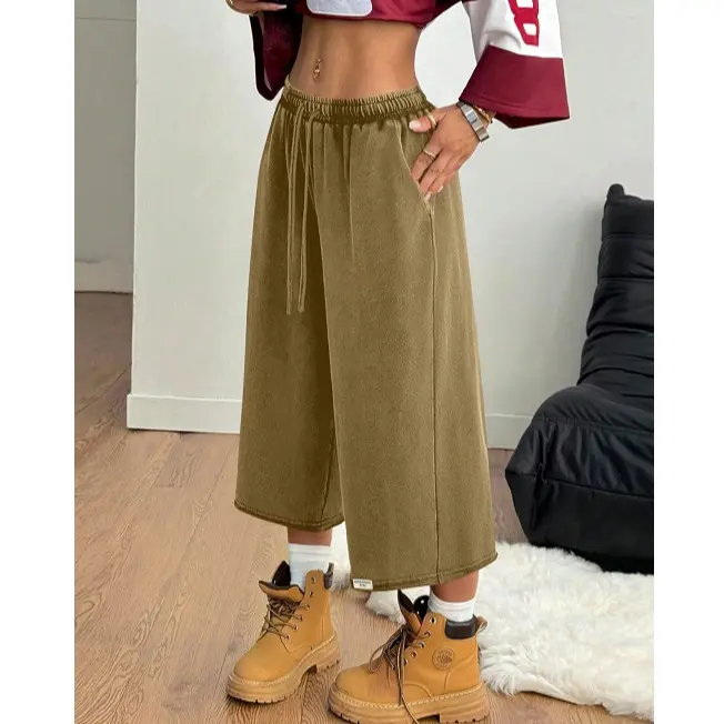Women's Washed Wide Leg Sweat Shorts with Pockets